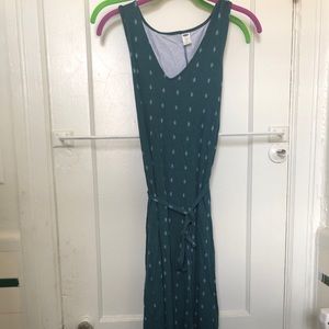 V-neck midi teal dress!